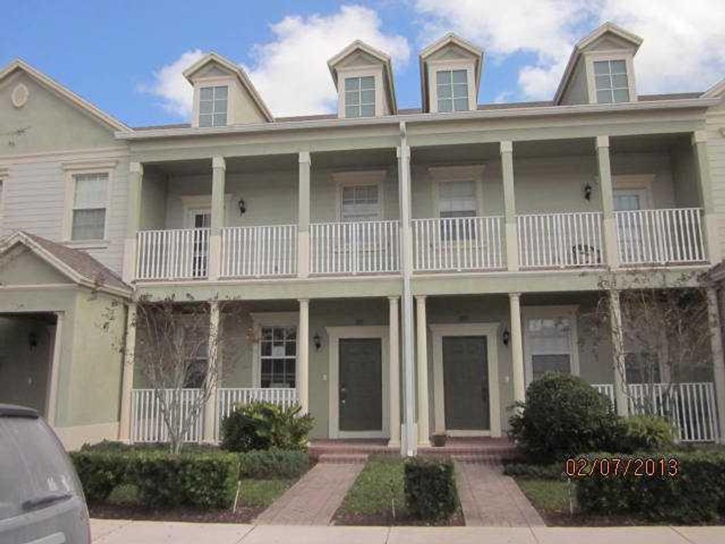 Photo of 211 E Thatch Palm Circle, Jupiter, FL 33458 (MLS # R10854709)