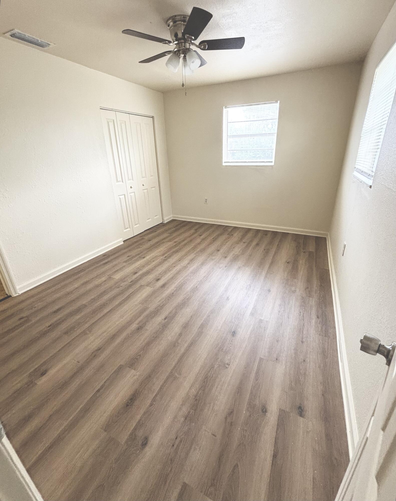 BOOKER PARK - Residential