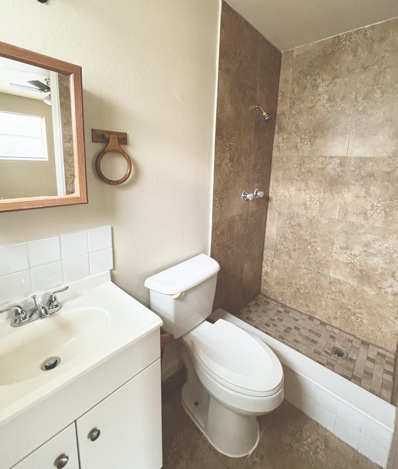 BOOKER PARK - Residential