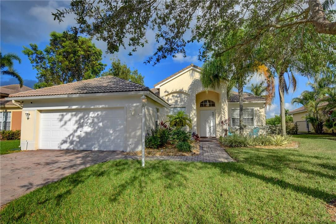 Parkland Isles - Residential
