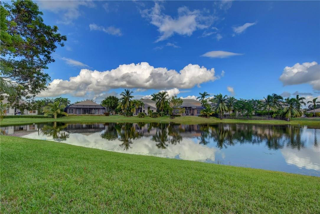 Parkland Isles - Residential