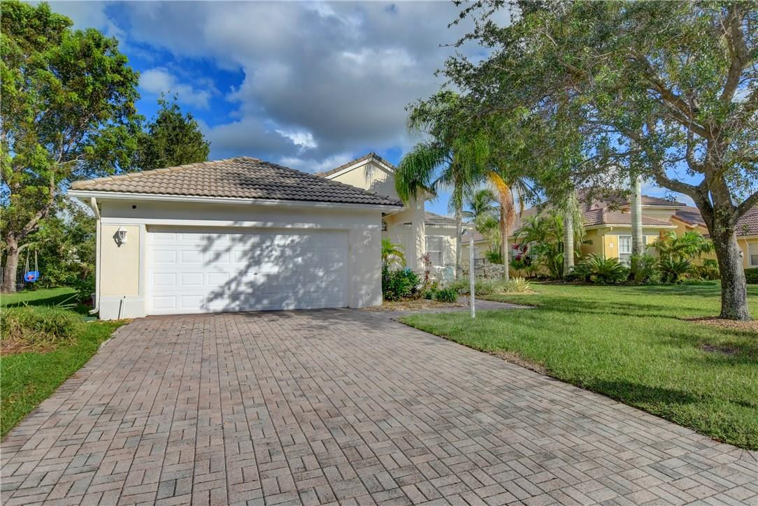 Parkland Isles - Residential