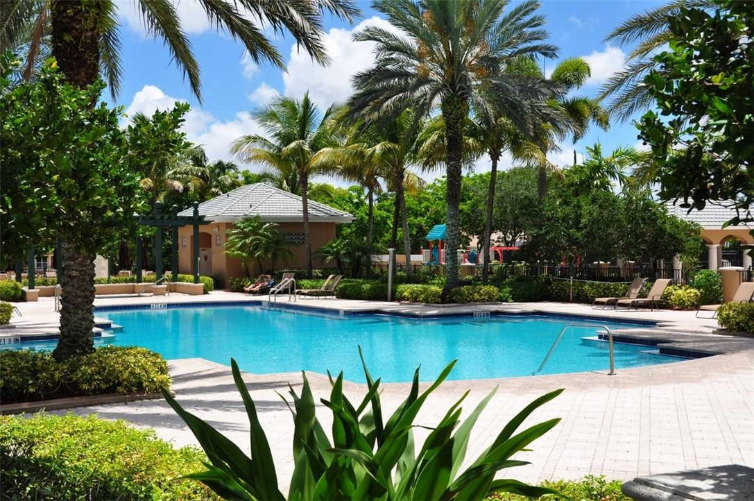 Parkland Isles - Residential