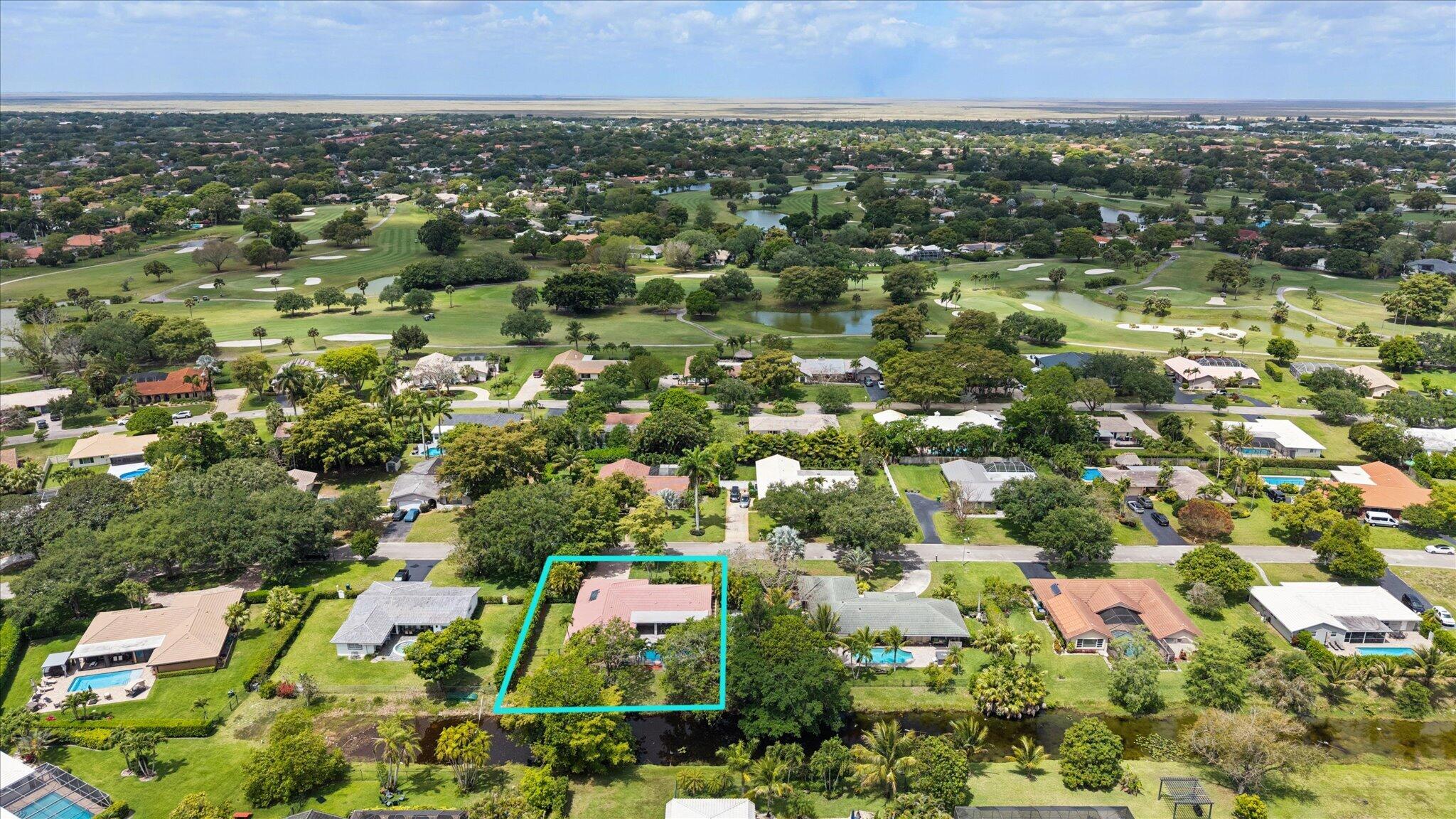 CORAL SPRINGS COUNTRY CLUB - Residential