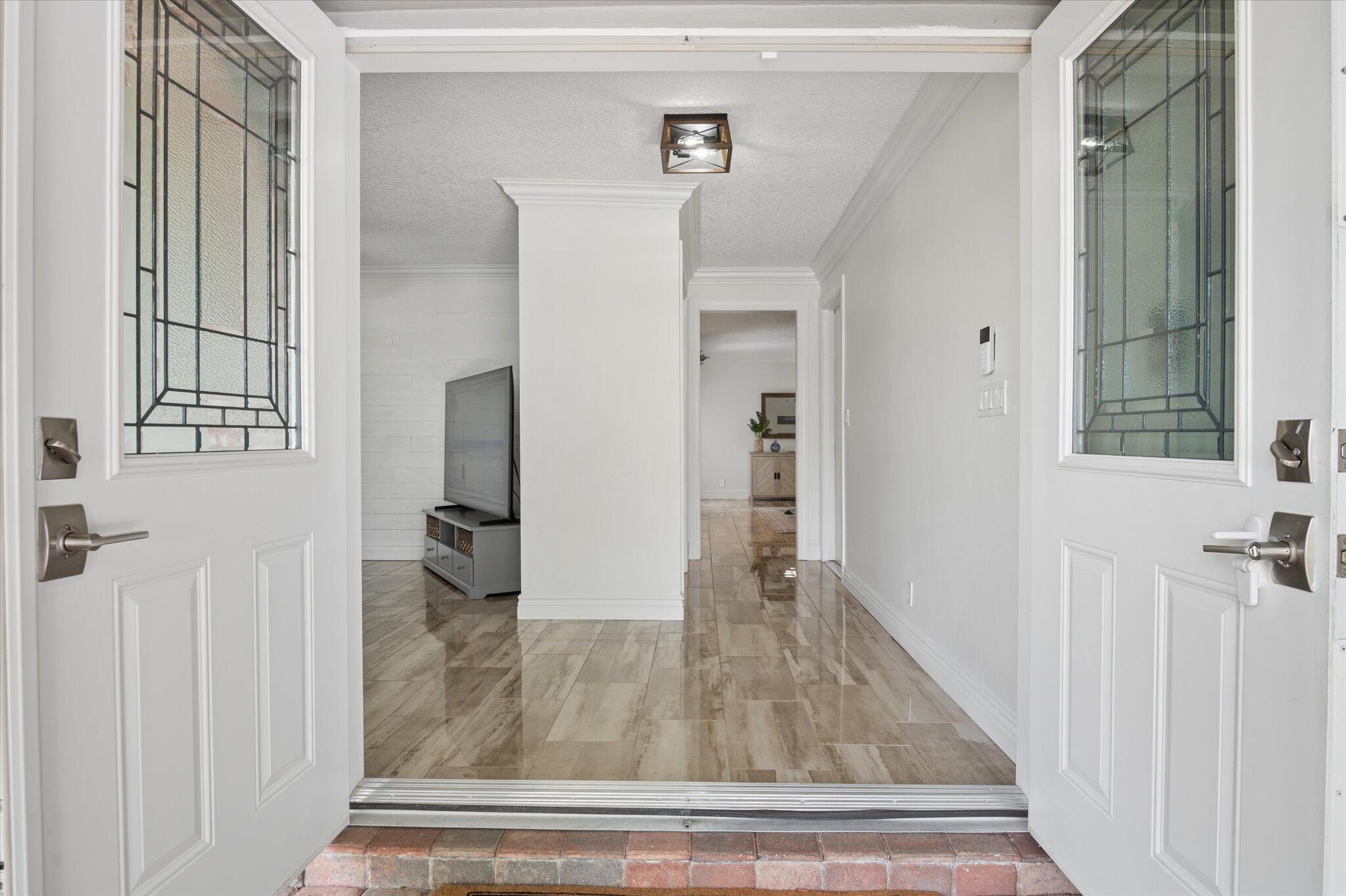 CORAL SPRINGS COUNTRY CLUB - Residential