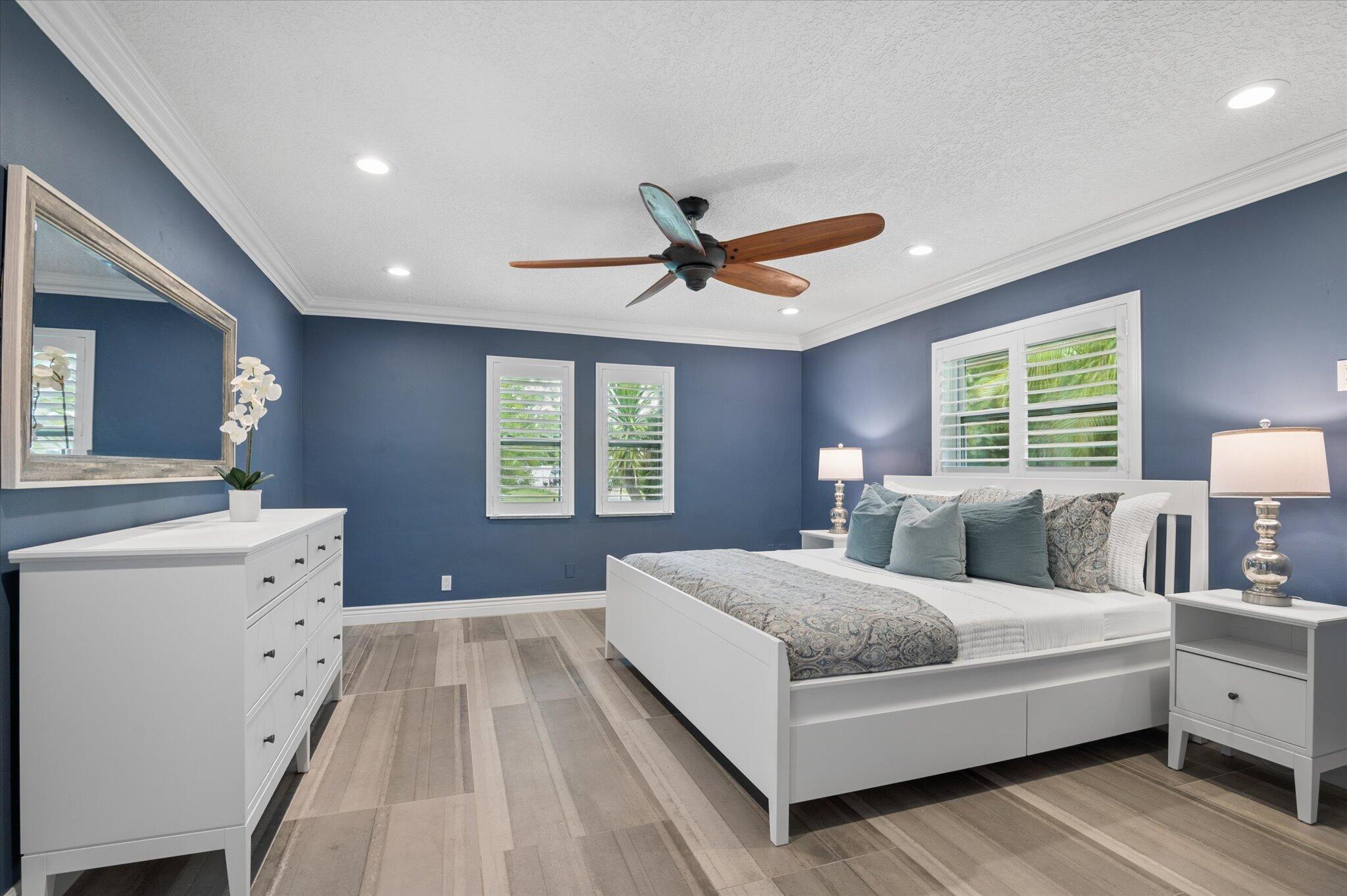 CORAL SPRINGS COUNTRY CLUB - Residential