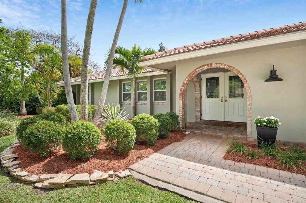 Photo of 2691 NW 106th Avenue, Coral Springs, FL 33065 (MLS # B26019451)