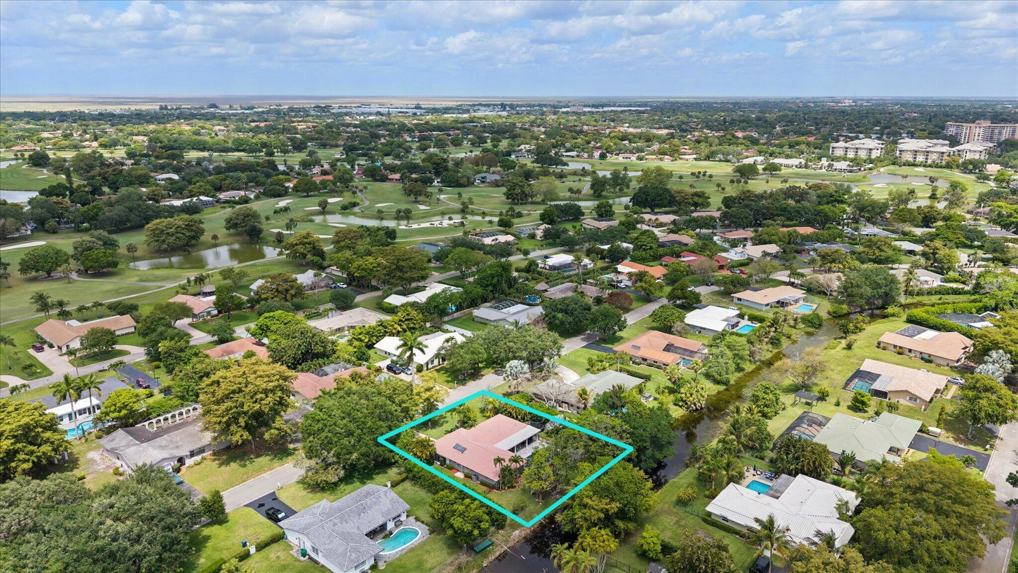 CORAL SPRINGS COUNTRY CLUB - Residential