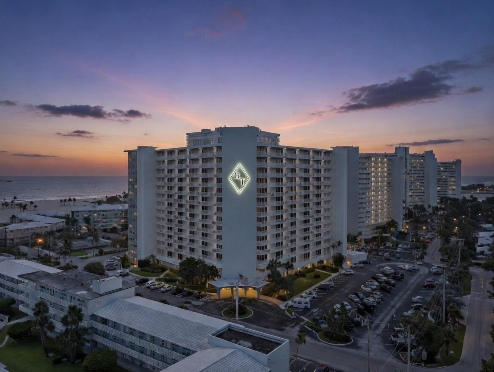 Breakwater Towers - Residential