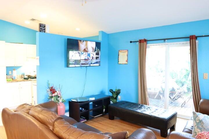 EAST RIDGE - Residential