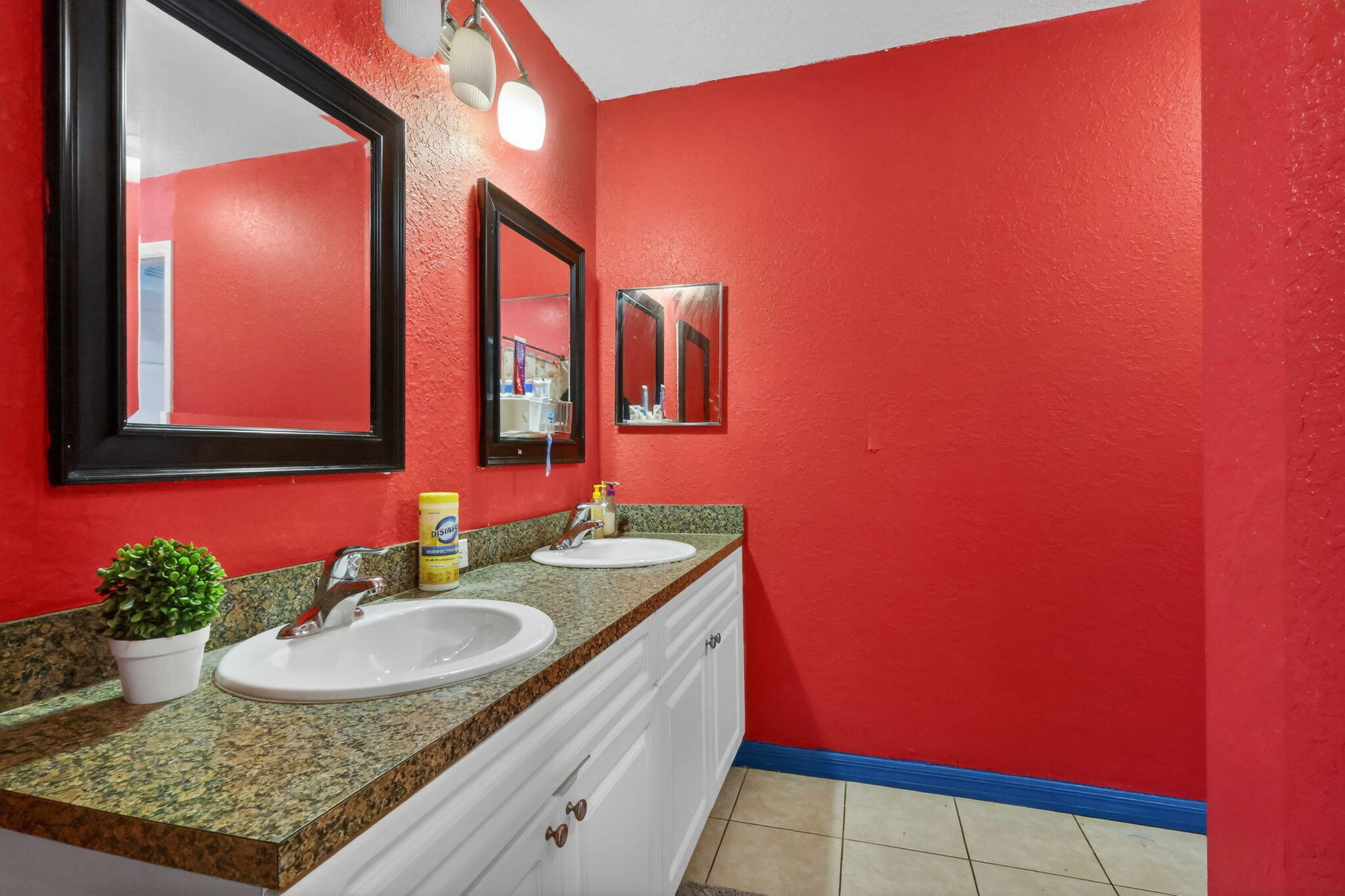 LAKE WORTH TOWN OF - Residential