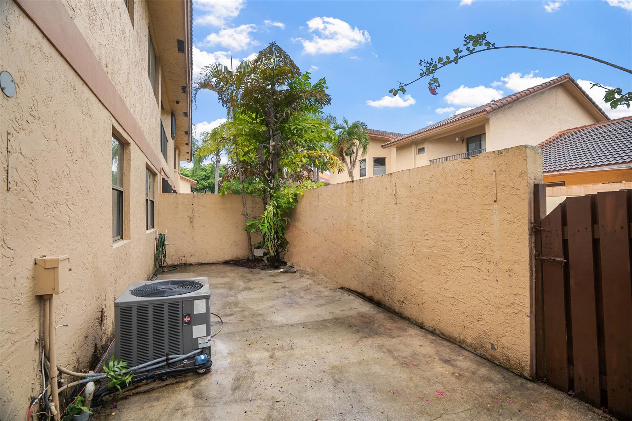 Pembroke Lakes South 119- - Residential Lease