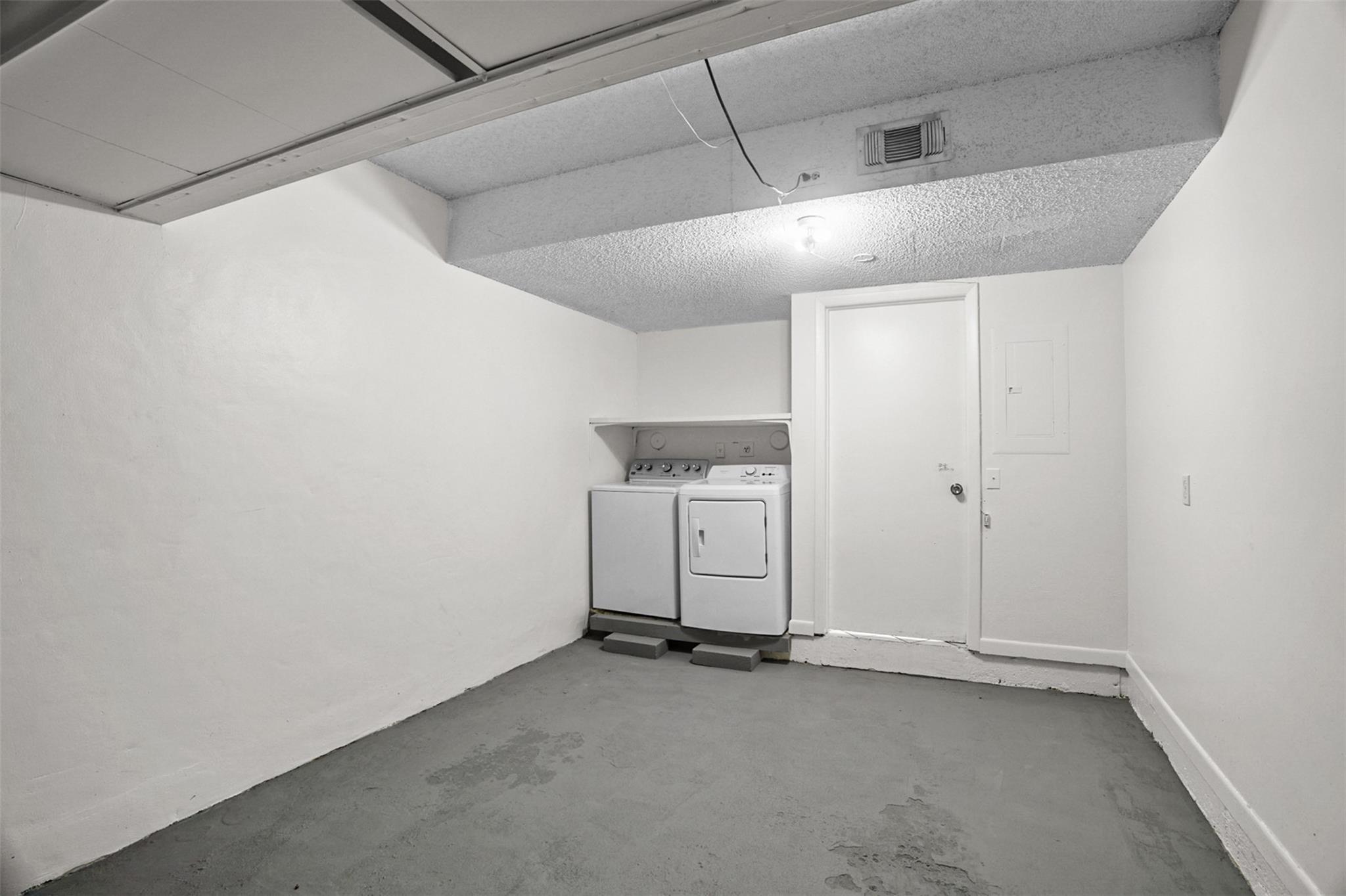 Pembroke Lakes South 119- - Residential Lease