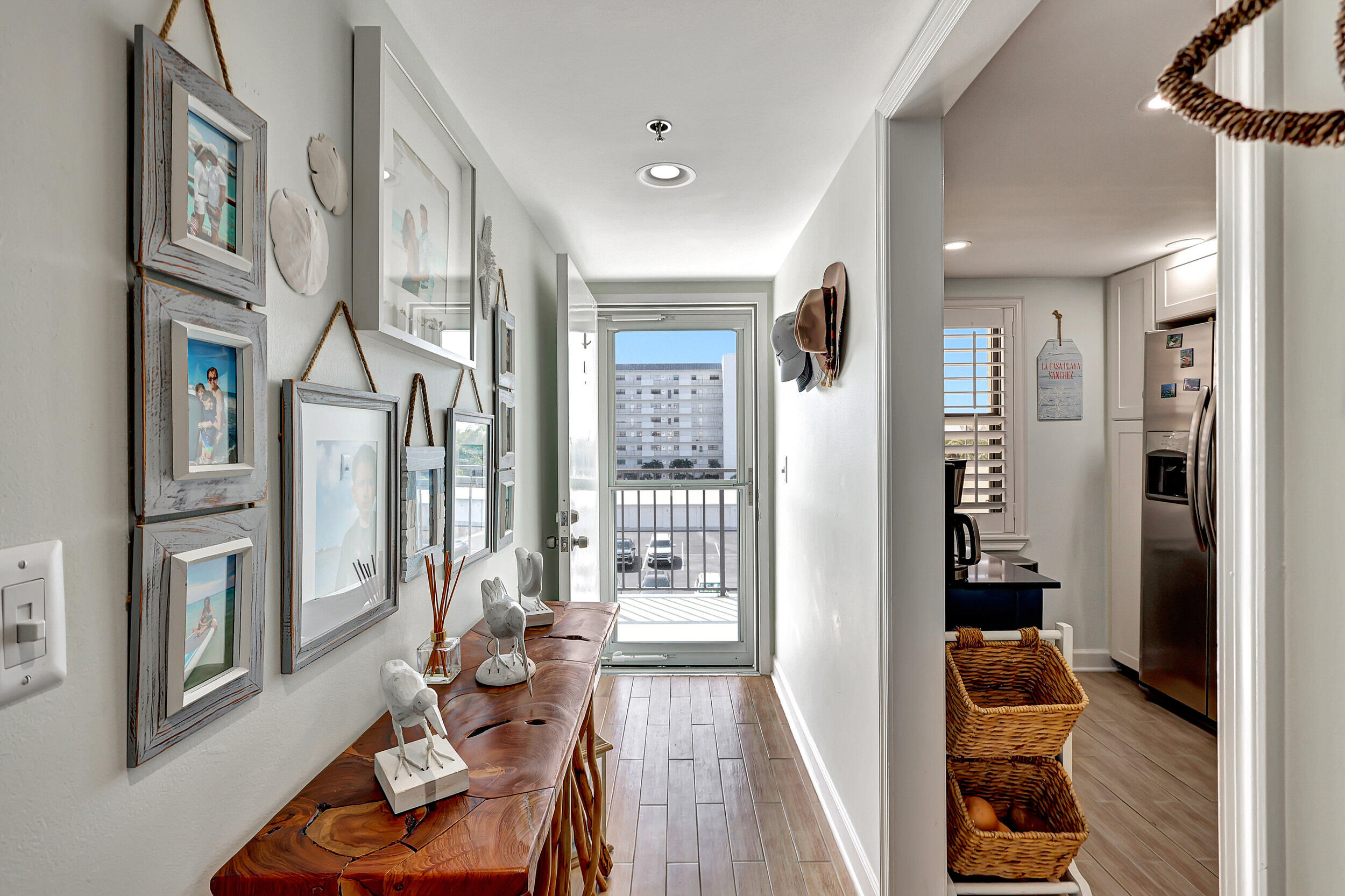 OCEAN HARBOUR CONDOMINIUM D - Residential Lease