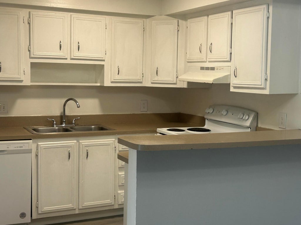 Photo of 3220 NW 84TH Avenue #F635, Sunrise, FL 33351 (MLS # B26068525)