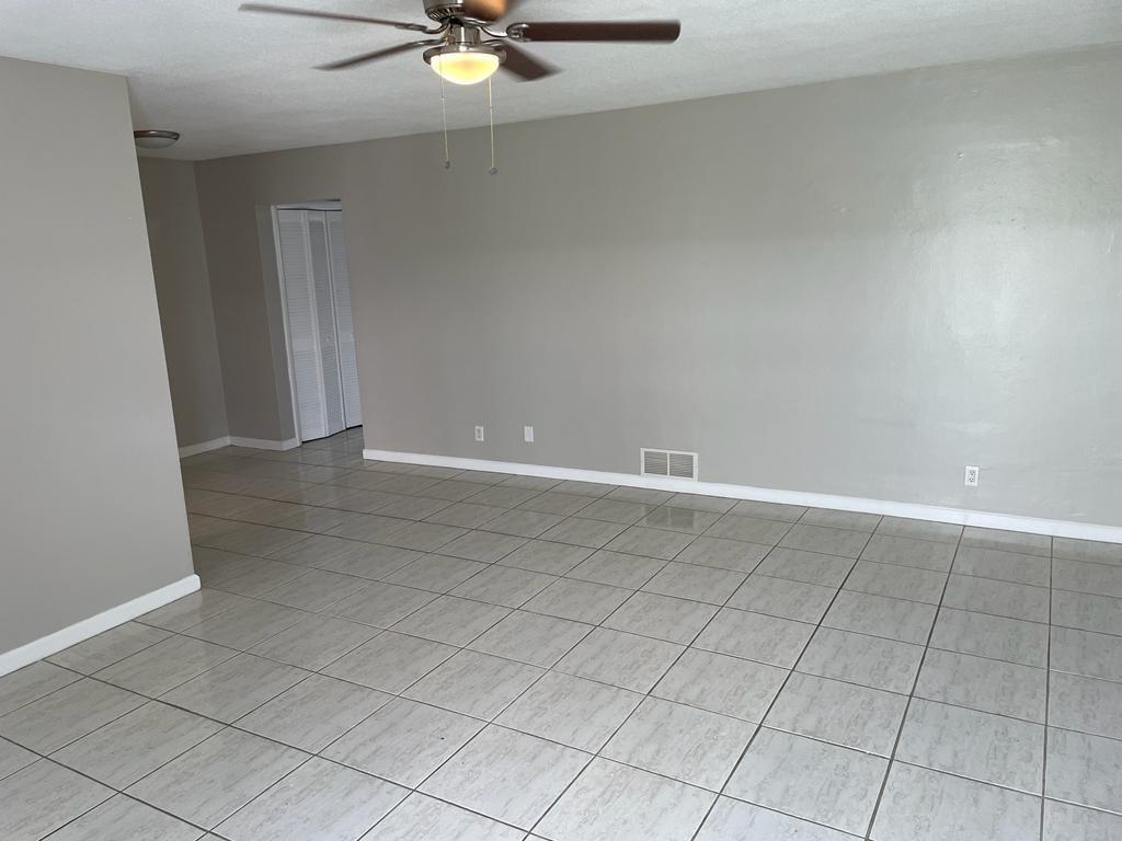 Welcome to your new home in the heart of Hollywood, FL. This one-bedroom, one-bathroom apartment offers a perfect blend of comfort and convenience. The spacious apartment is designed with a modern aesthetic and plenty of Closet space. We understand that pets are part of the family, and we warmly welcome them into our community. $250 Non-Refundable Pet Fee - No Aggressive Breeds. Experience the best of Hollywood living in this apartment, where every detail is designed with your comfort and co
