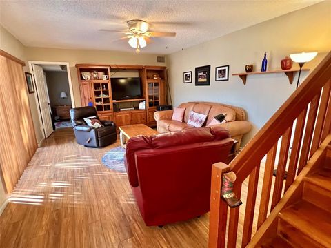 11884 SW 12th Pl 11884 Davie FL 33325