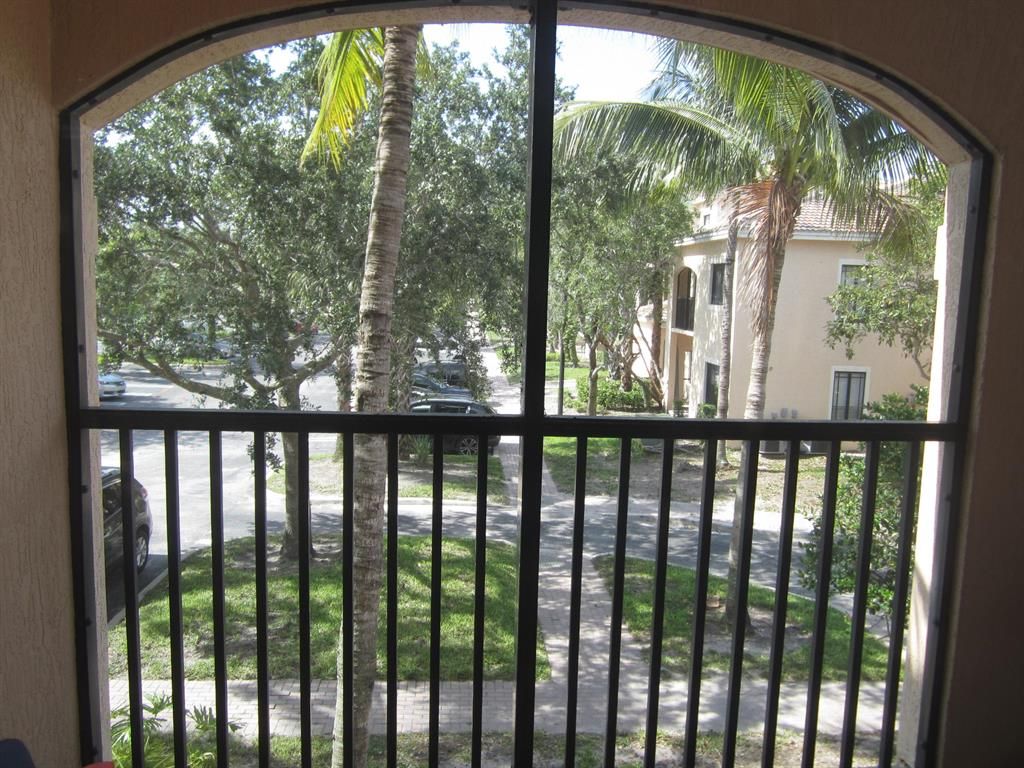 Photo of 2811 Grande Parkway #201, Palm Beach Gardens, FL 33410 (MLS # R10732082)