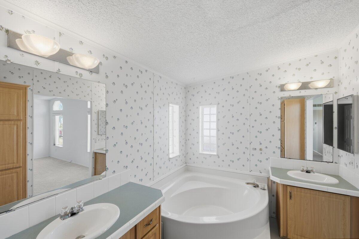 THE PRESERVE AT SAVANNA CLUB - Residential