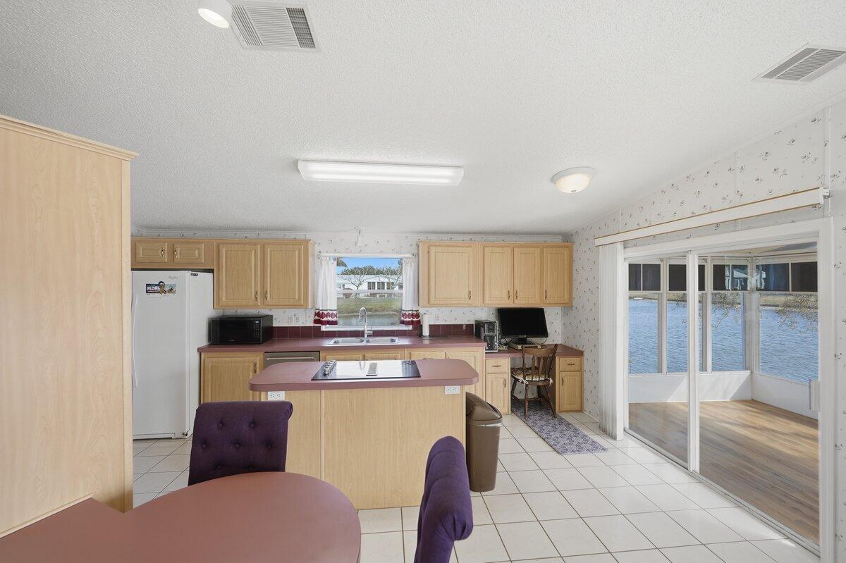 THE PRESERVE AT SAVANNA CLUB - Residential