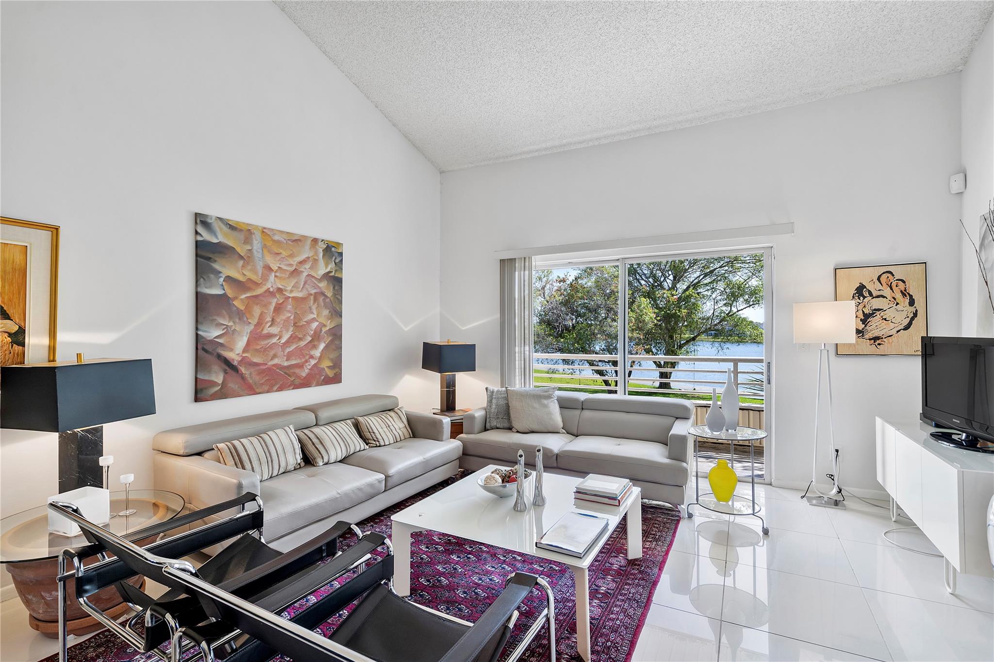 3457 NW 44th St 202