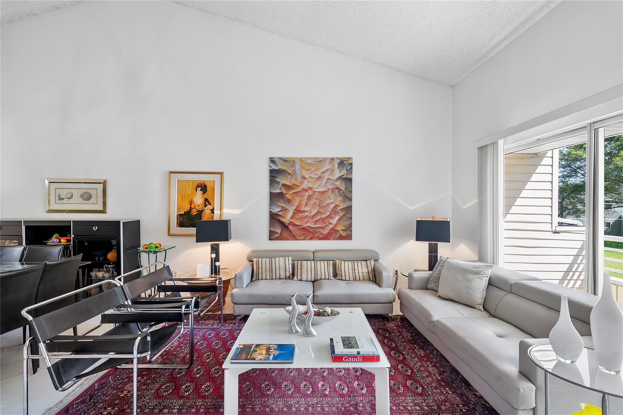 3457 NW 44th St 202