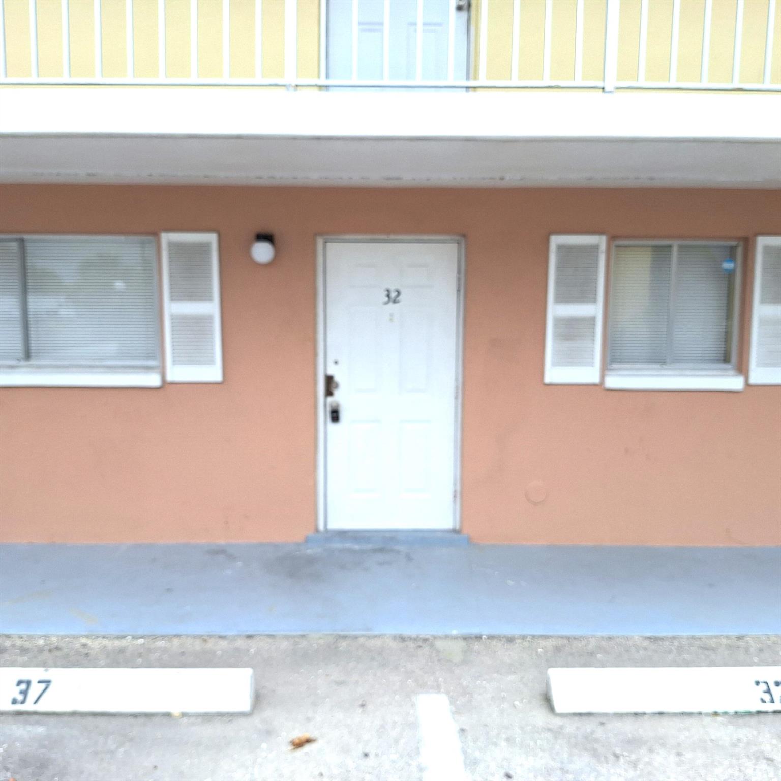 1501 Crescent Circle D32