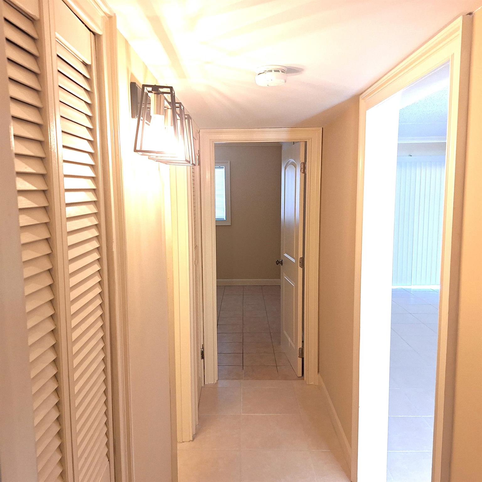 1501 Crescent Circle D32