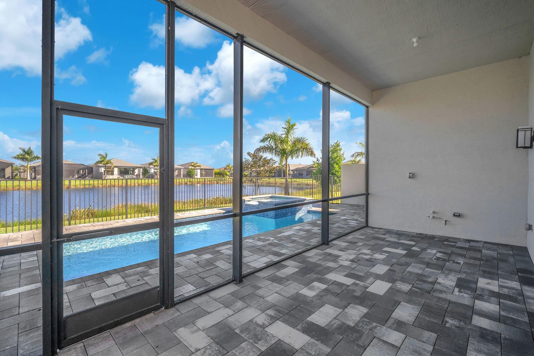 Valencia Grand - Residential Lease