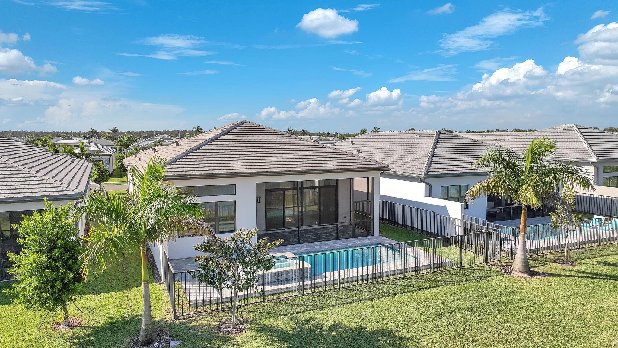 Valencia Grand - Residential Lease