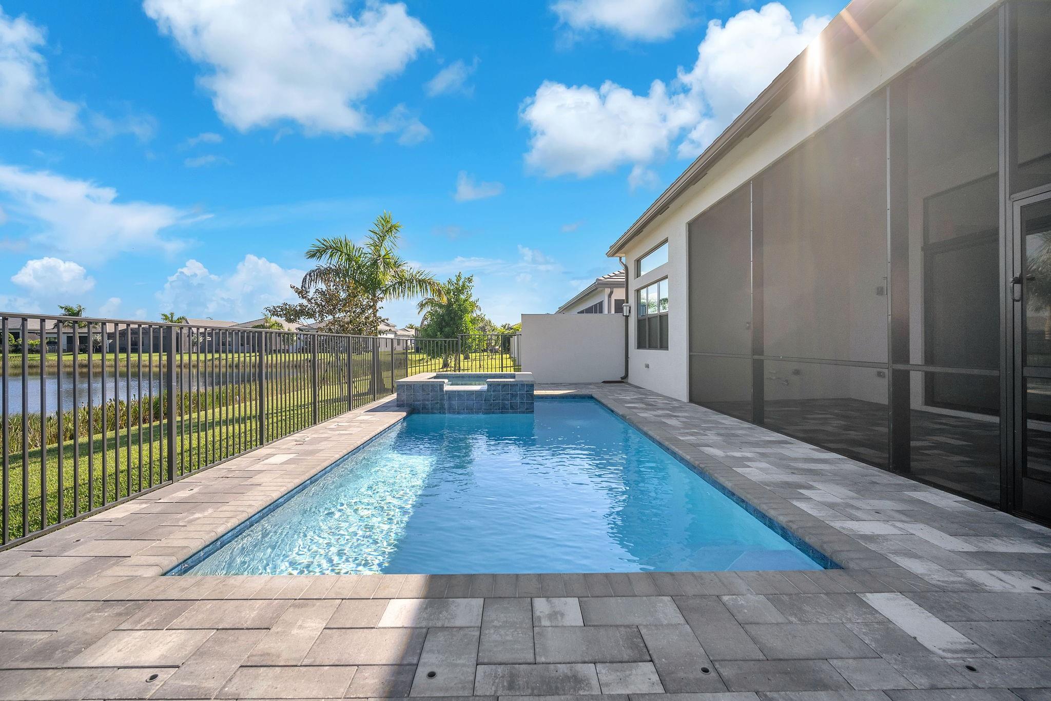 Valencia Grand - Residential Lease