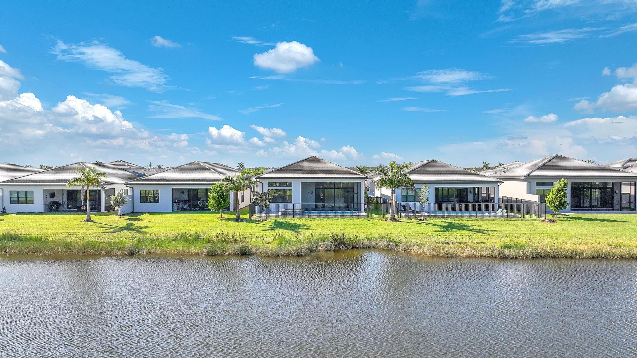 Valencia Grand - Residential Lease