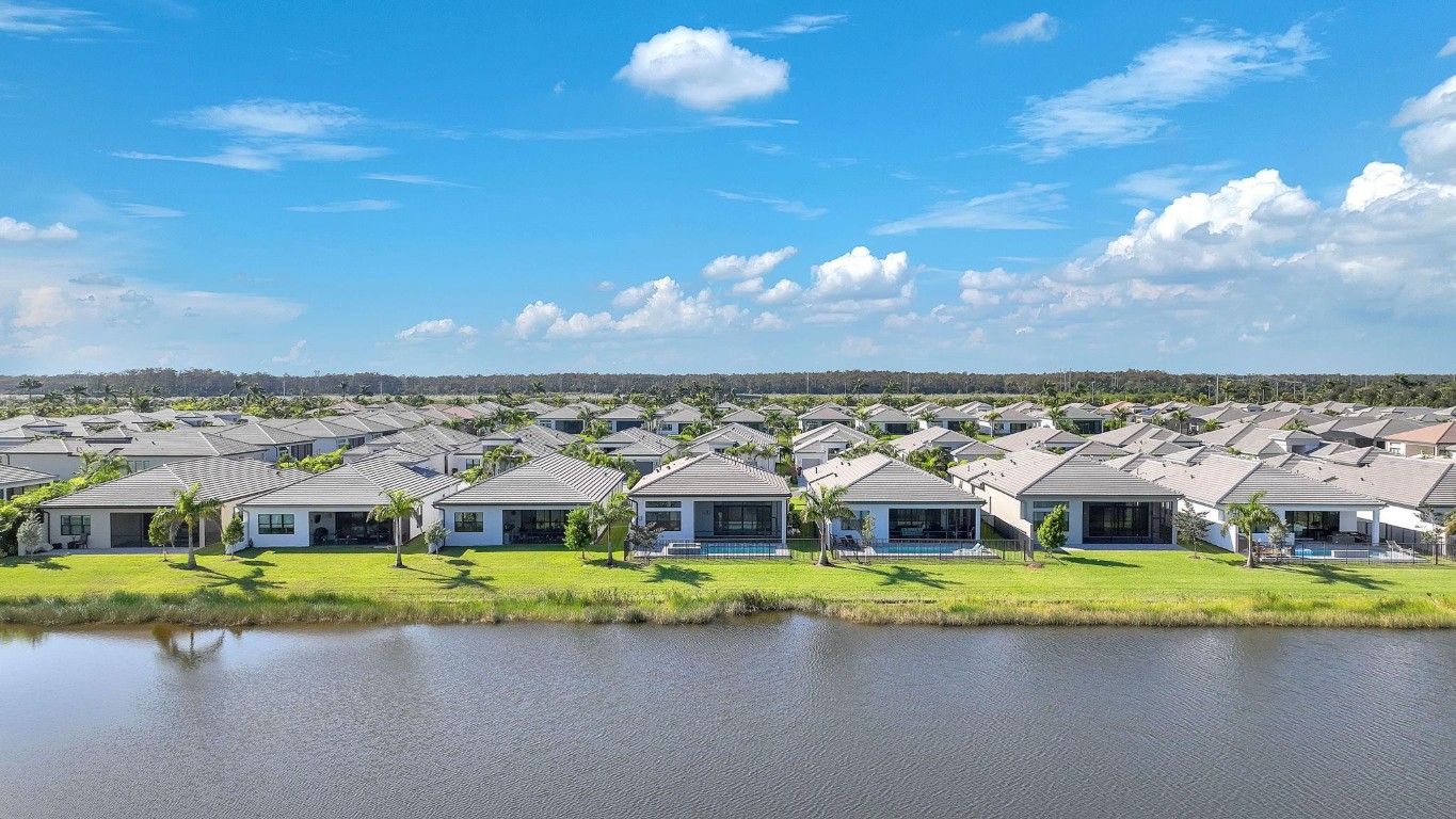 Valencia Grand - Residential Lease