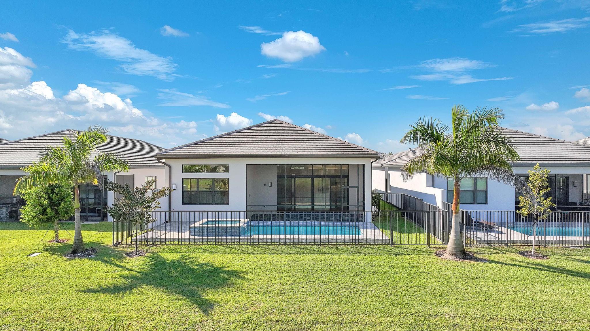 Valencia Grand - Residential Lease