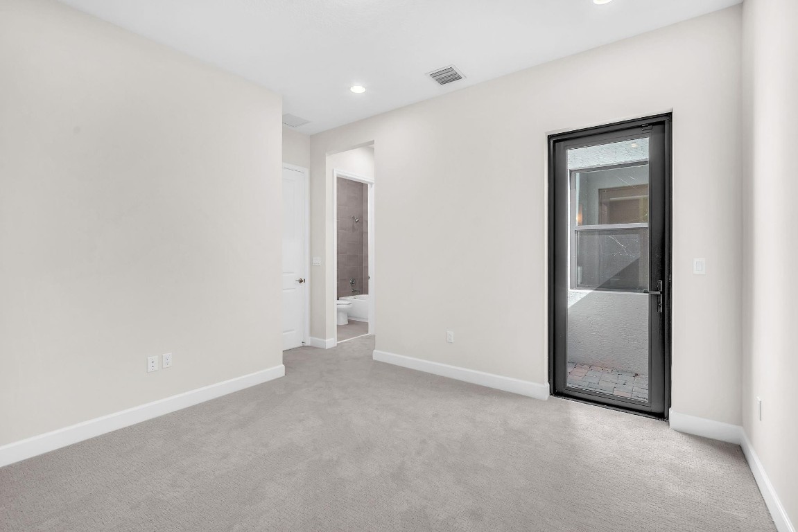 Valencia Grand - Residential Lease