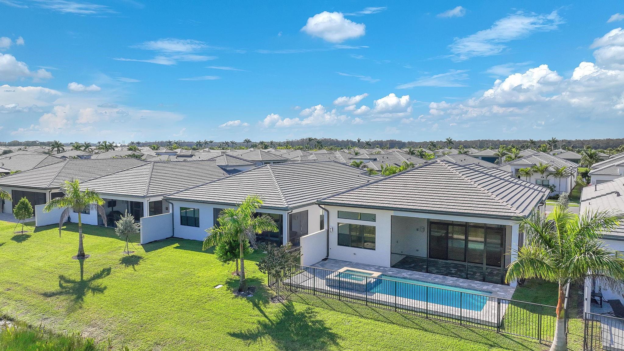 Valencia Grand - Residential Lease