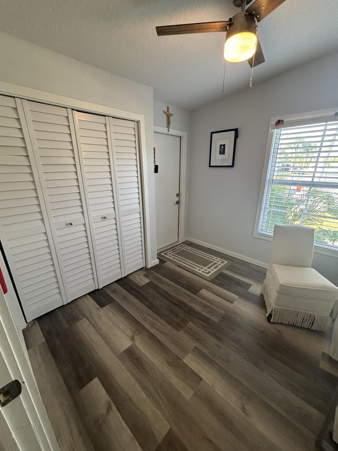 TALLOWWOOD ISLE - Residential