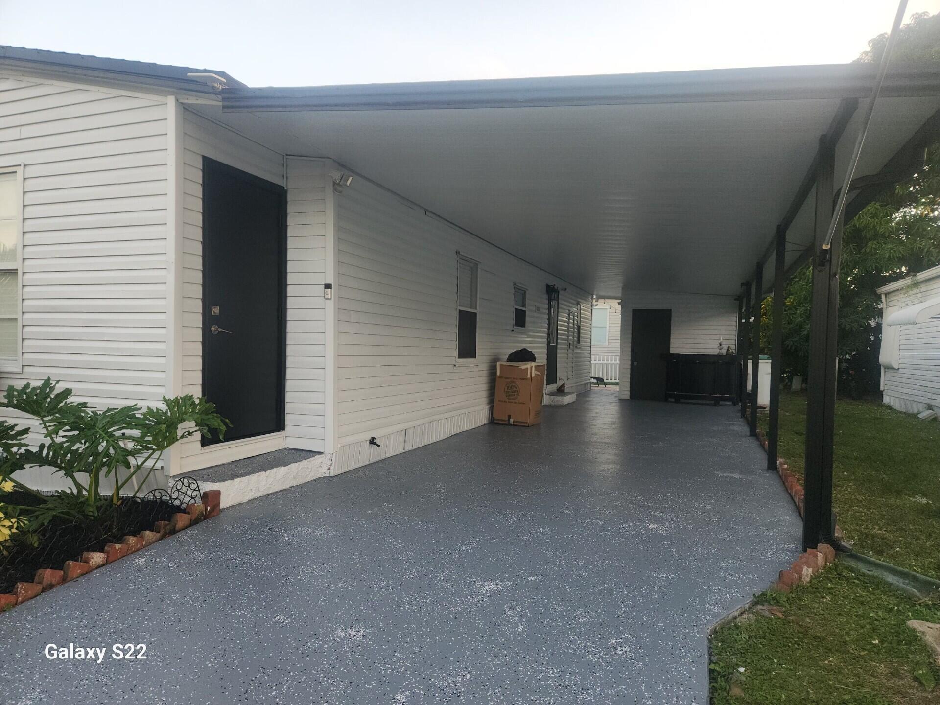 TALLOWWOOD ISLE - Residential