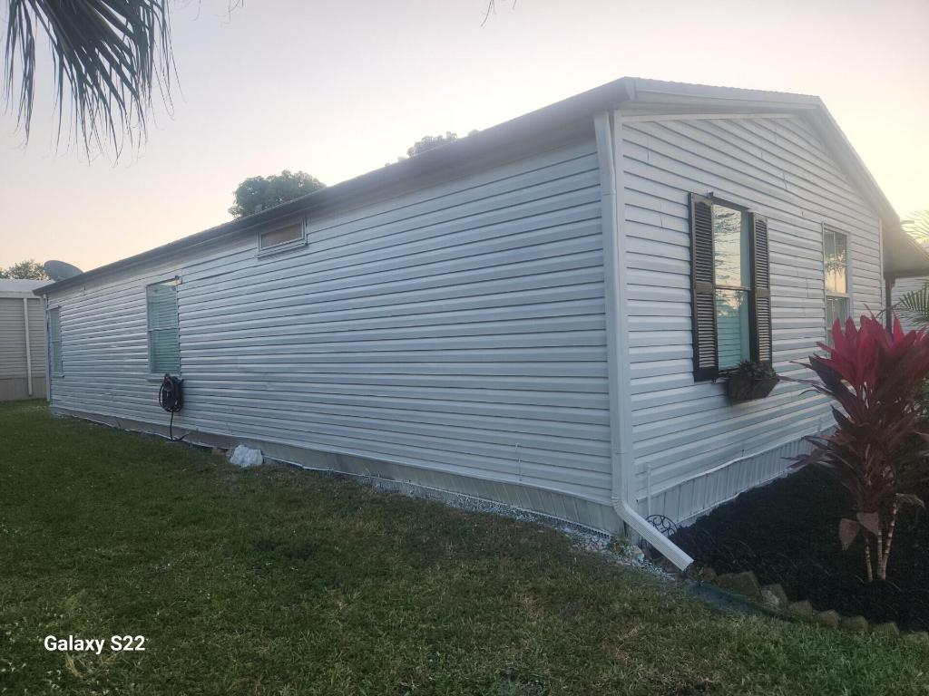 TALLOWWOOD ISLE - Residential