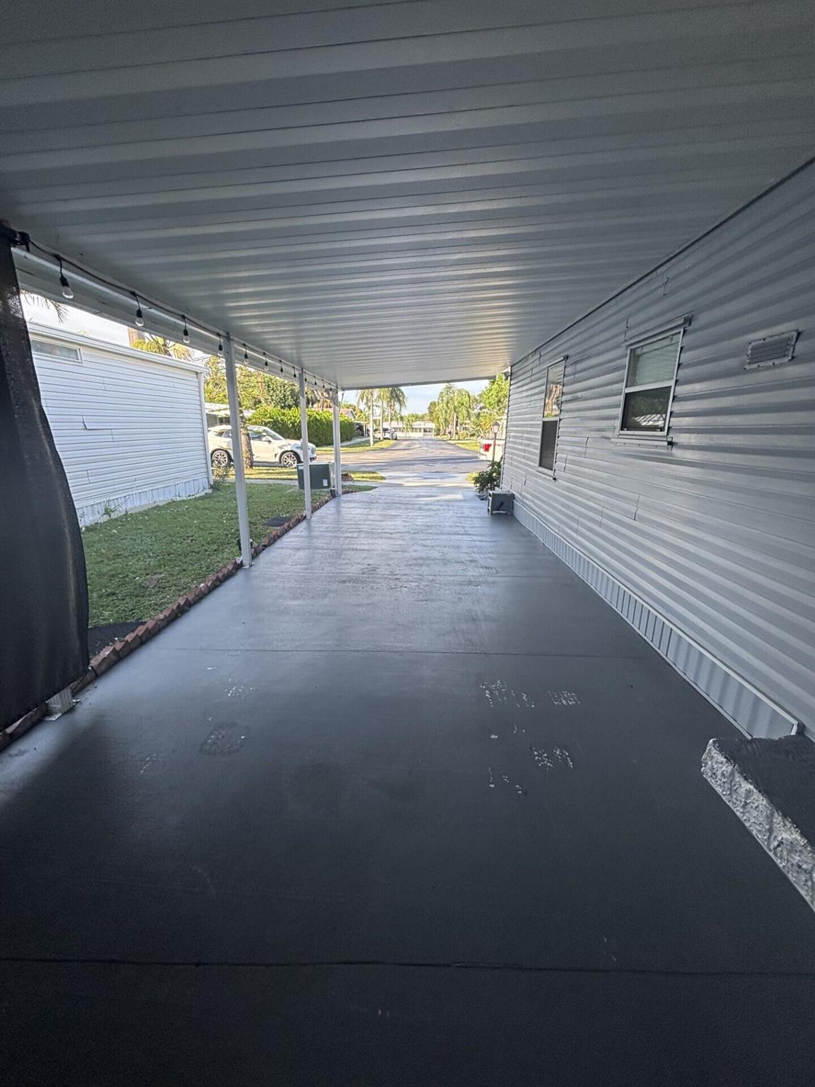 TALLOWWOOD ISLE - Residential