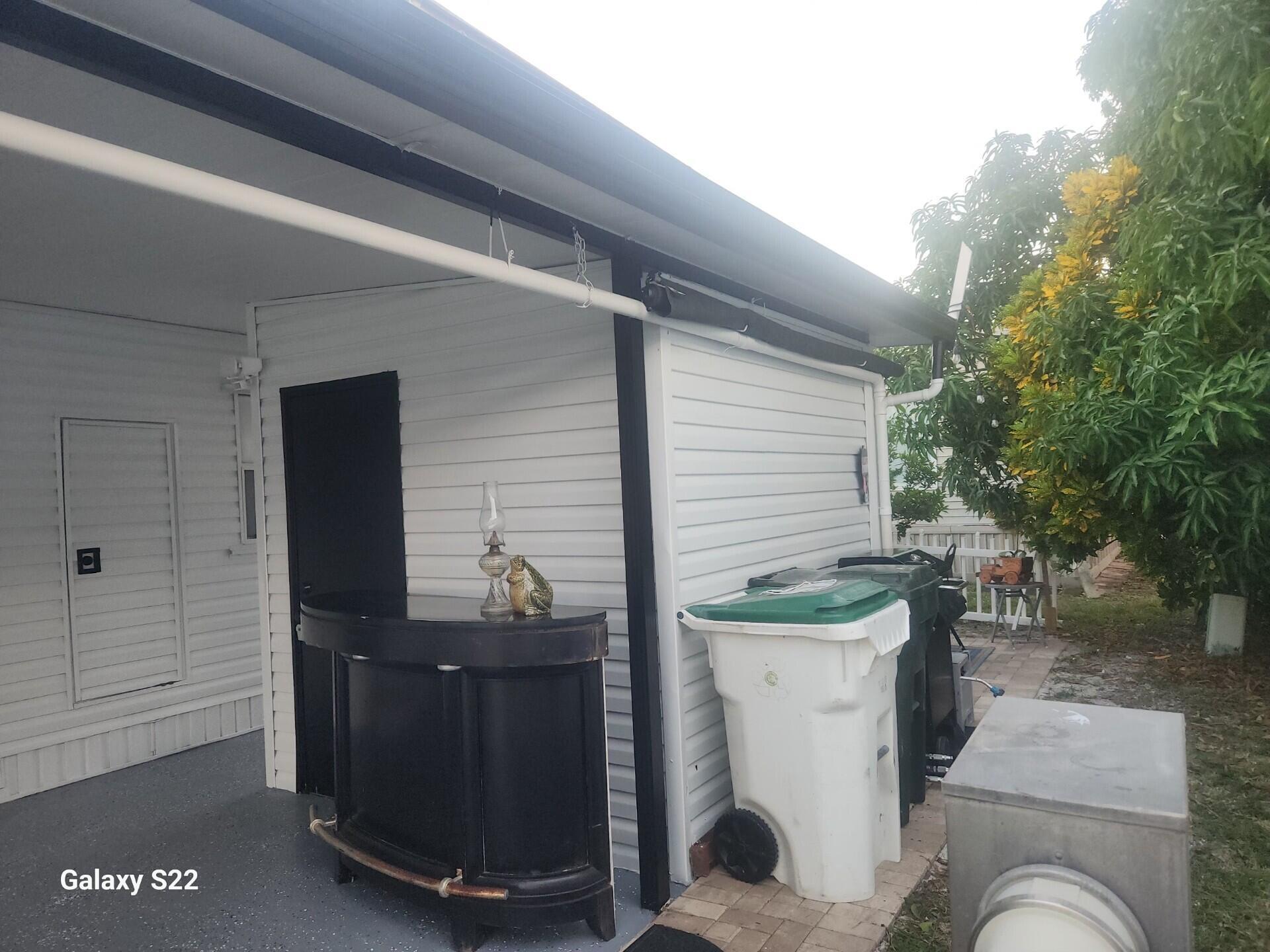 TALLOWWOOD ISLE - Residential