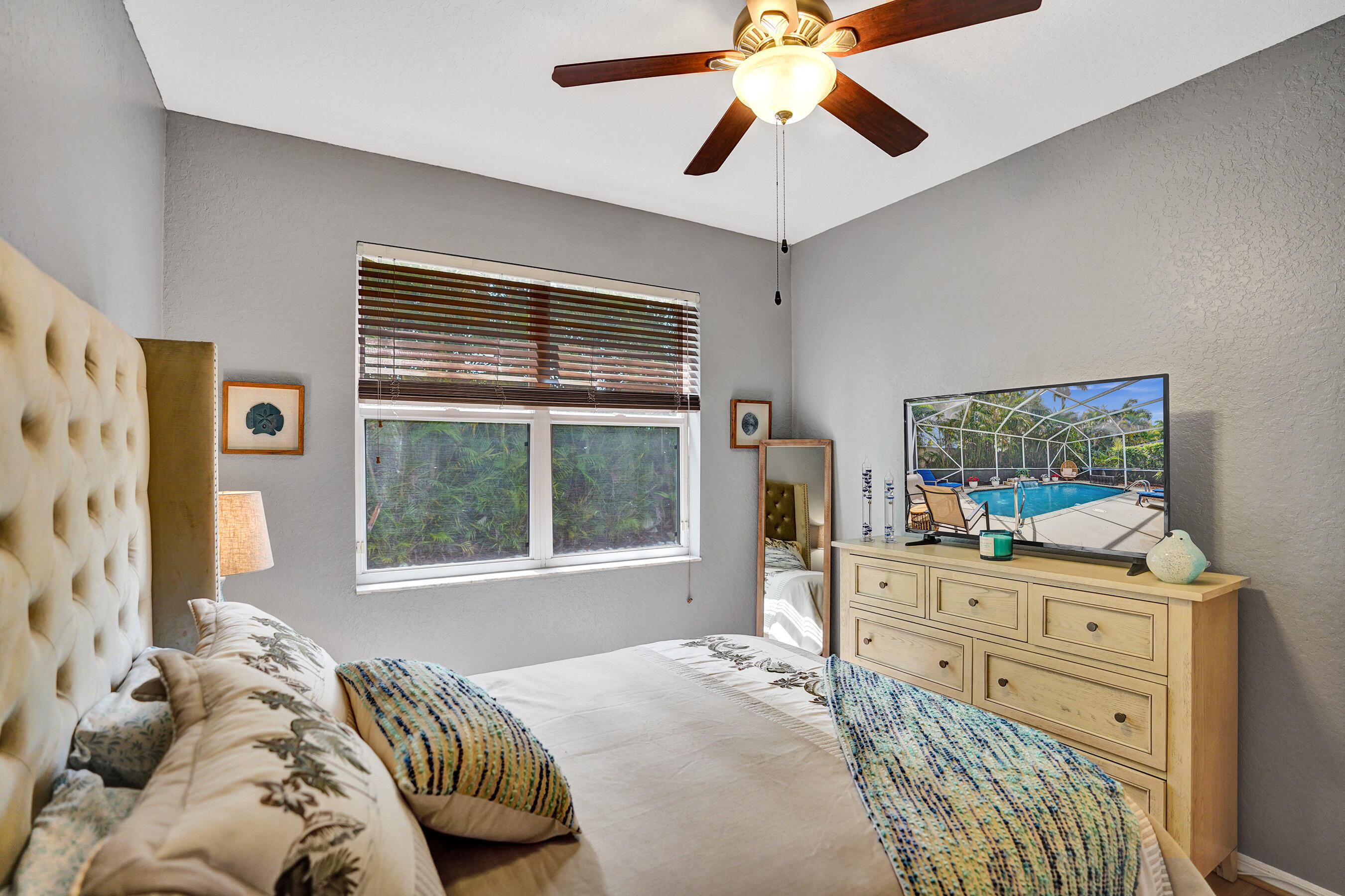 LEXINGTON HOMES ESTATES - Residential