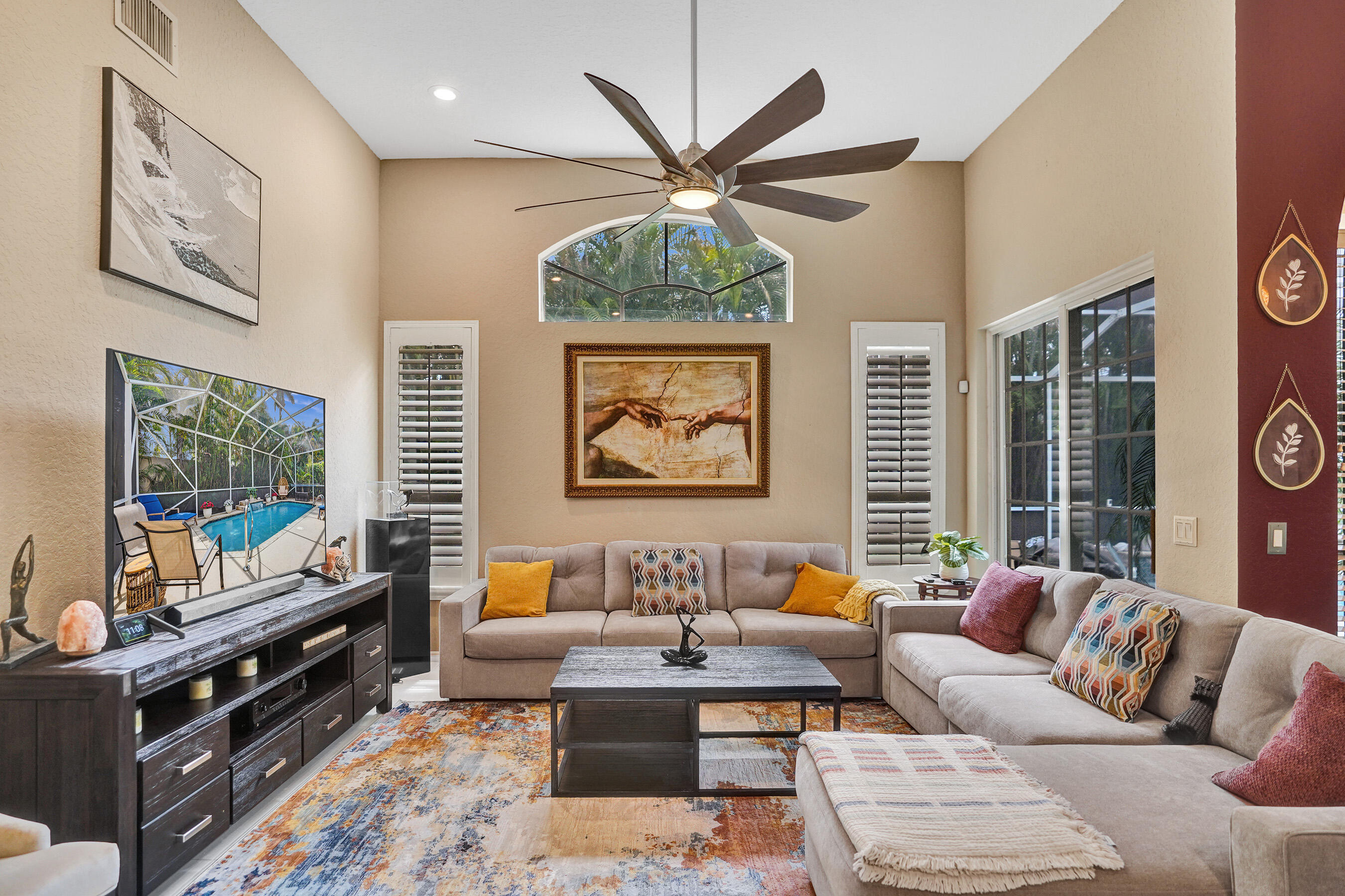 LEXINGTON HOMES ESTATES - Residential