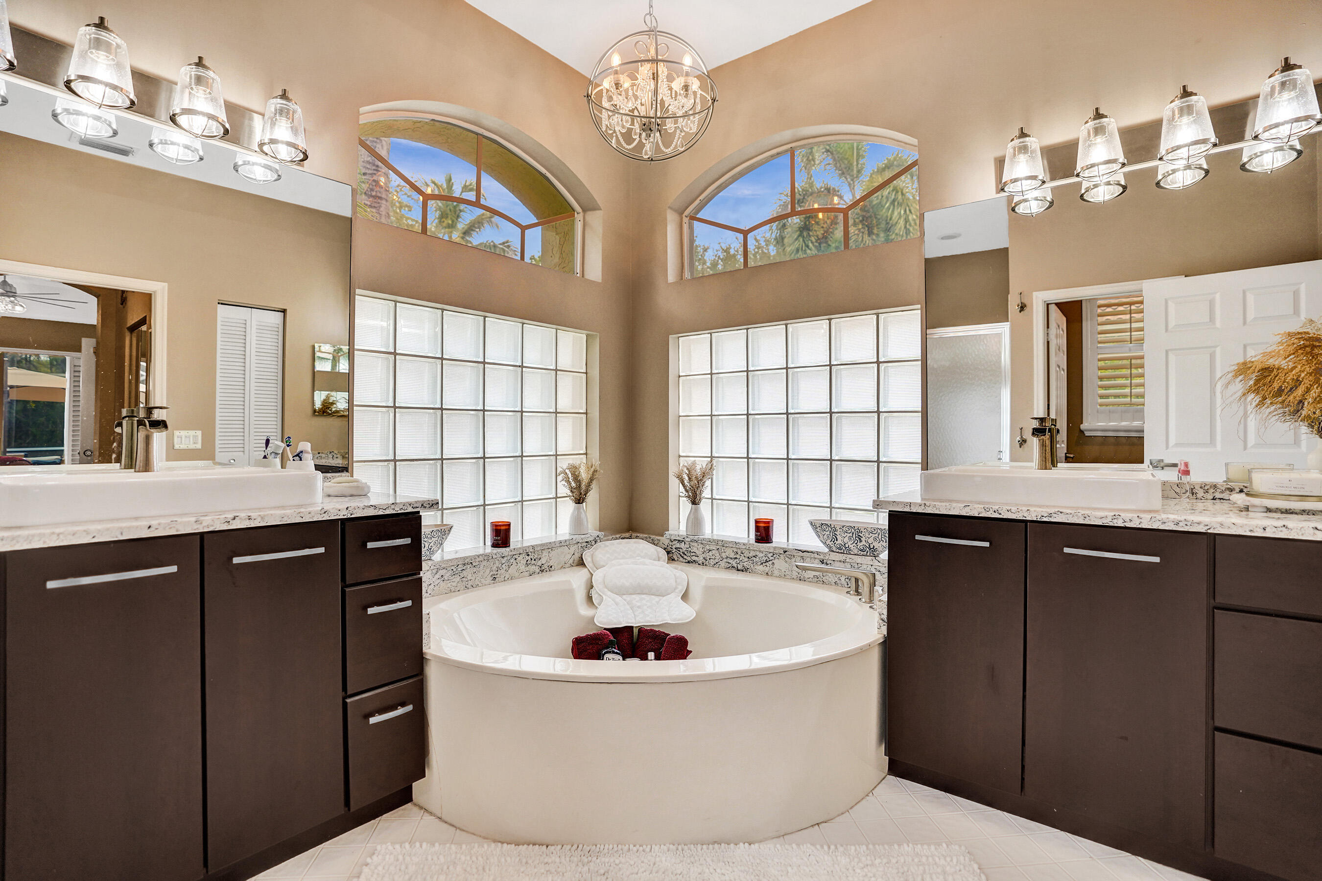 LEXINGTON HOMES ESTATES - Residential