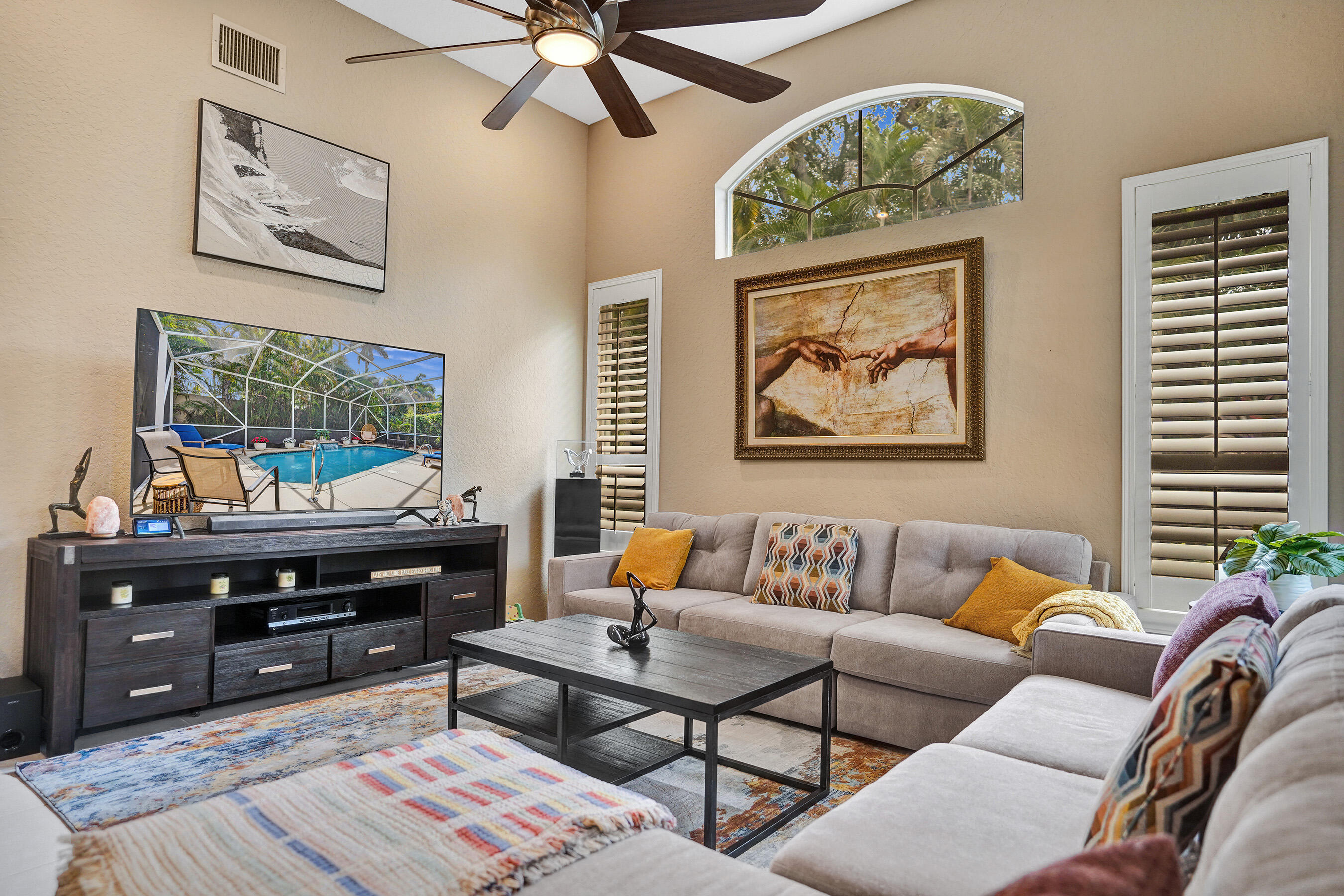 LEXINGTON HOMES ESTATES - Residential