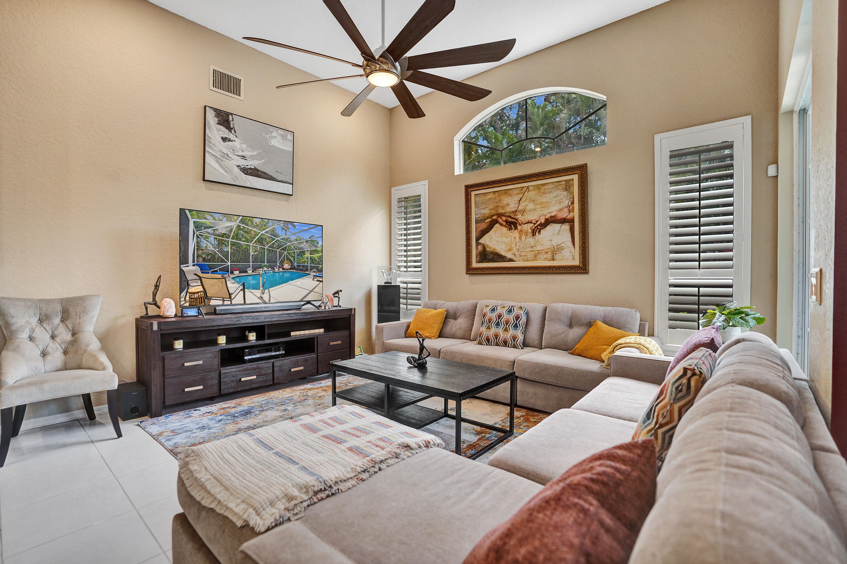 LEXINGTON HOMES ESTATES - Residential