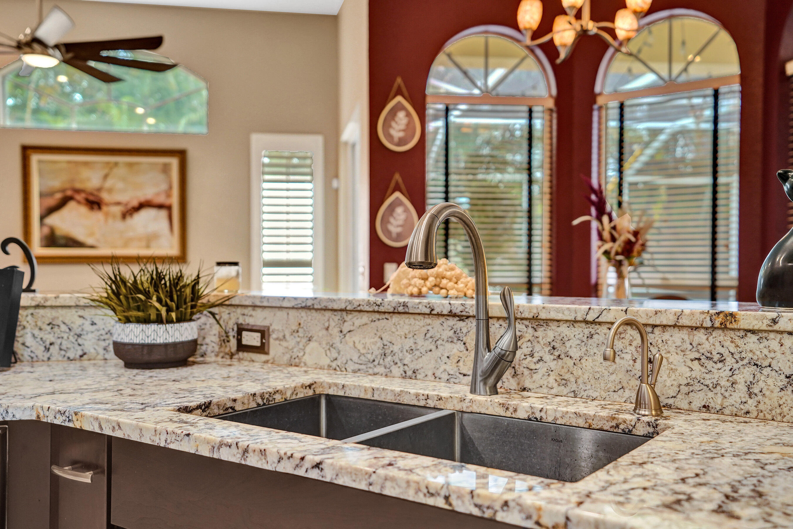 LEXINGTON HOMES ESTATES - Residential