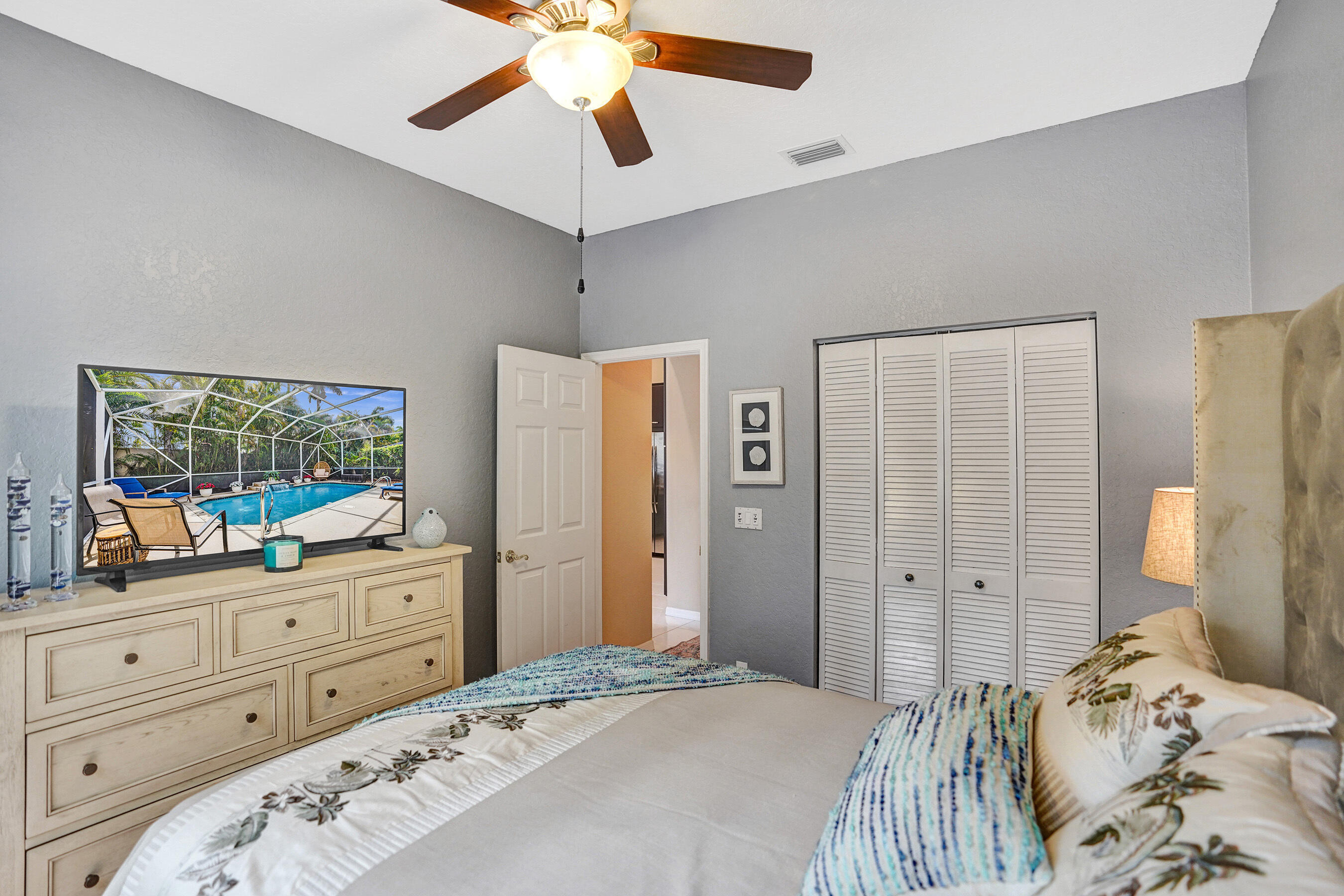 LEXINGTON HOMES ESTATES - Residential