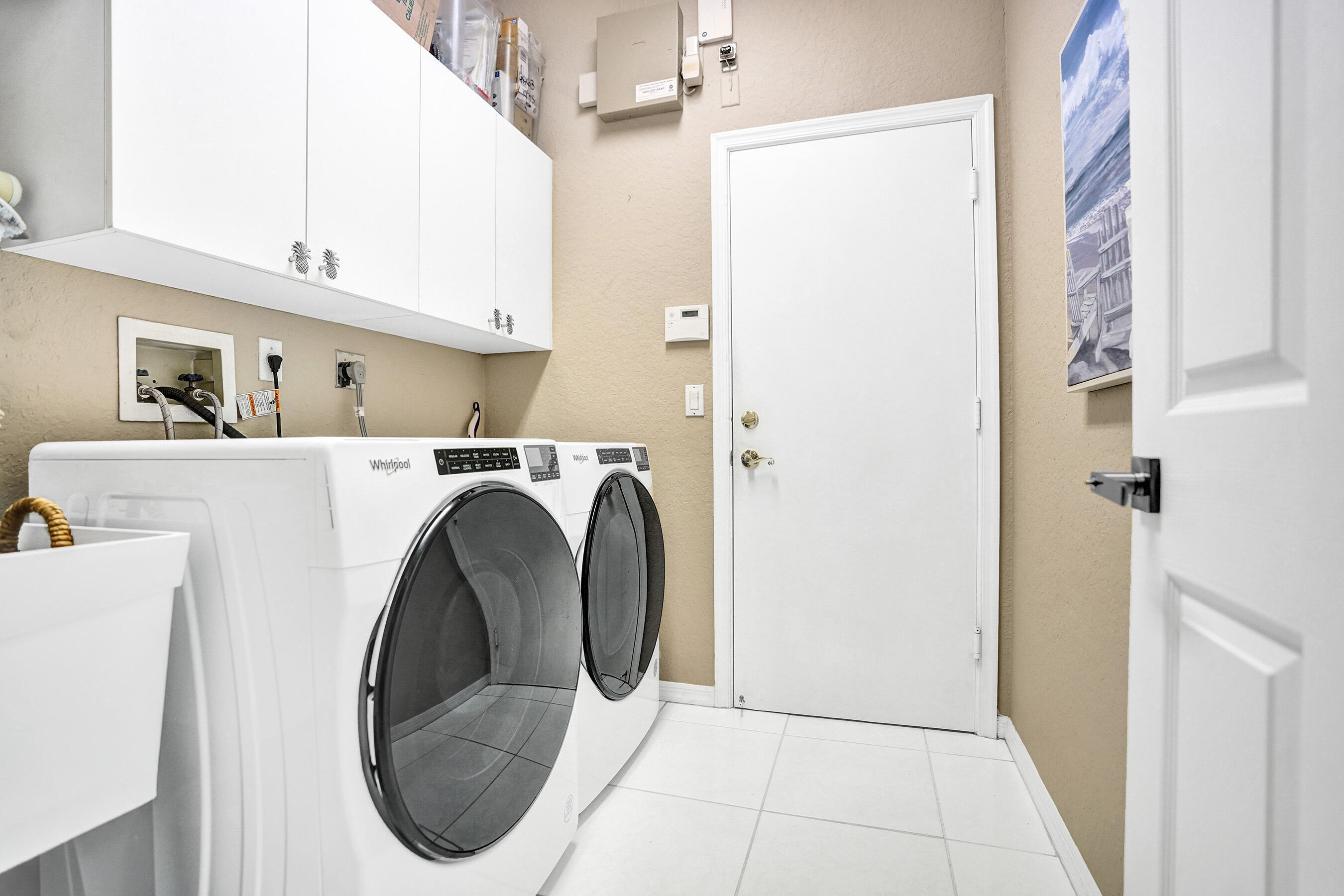 LEXINGTON HOMES ESTATES - Residential