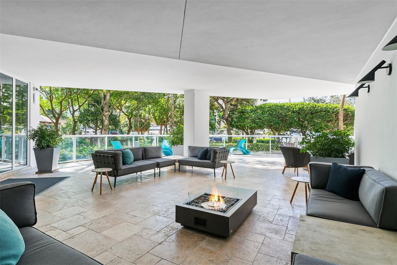 Las Olas River House - Residential